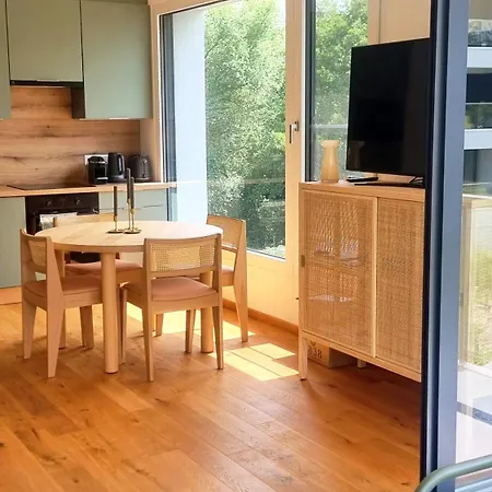 Lake Resort Beach Apartment Appartement Keszthely